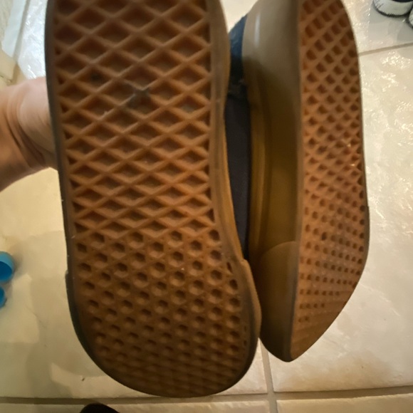 Toddler boy Navy Velcro strapped tennis shoes size 9 from VANs. - Picture 4 of 5